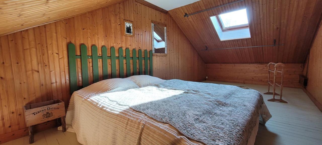 Les Grands Bois Villa Saint-Épain Esterno foto